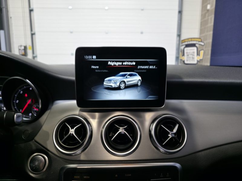 MERCEDES GLA 200d 136ch FASCINATION PACK AMG / 4MATIC 7G-DCT / SUIVI COMPLET