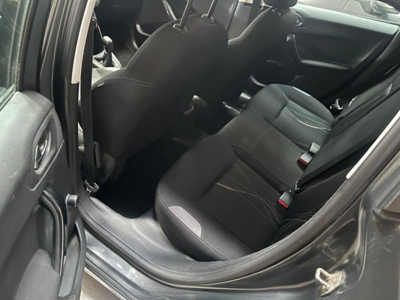 PEUGEOT 208 1.4 HDi 70 CV ACTIVE 2013