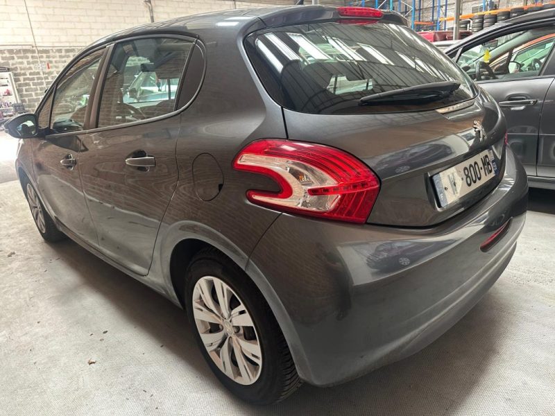 PEUGEOT 208 1.4 HDi 70 CV ACTIVE 2013