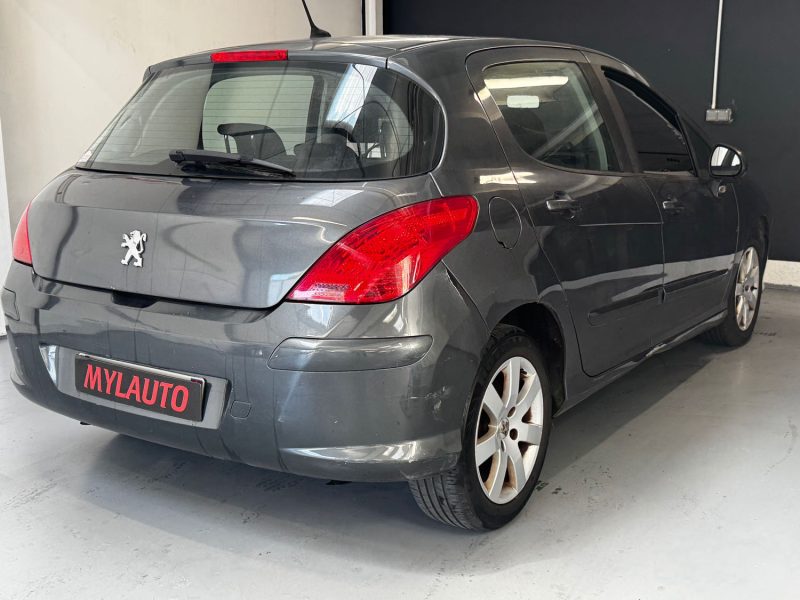 PEUGEOT 308 2009