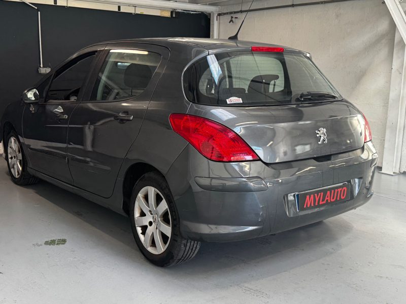PEUGEOT 308 2009