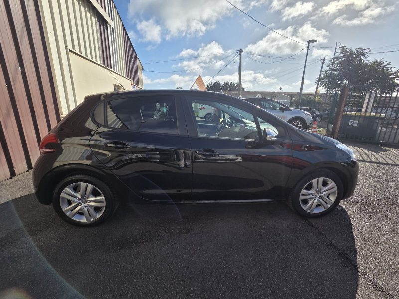 PEUGEOT 208 PHASE 2 1.6 BLUE HDI 75CV - 8V TURBO 2016