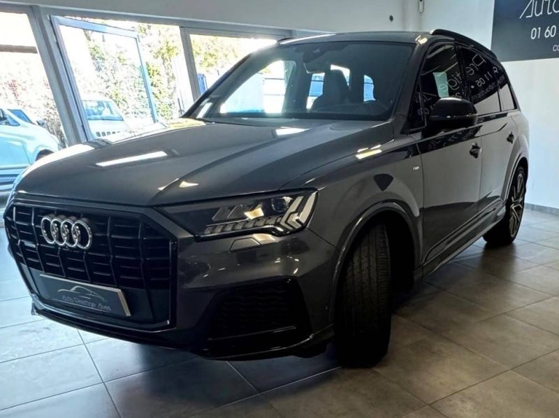 AUDI Q7 2019