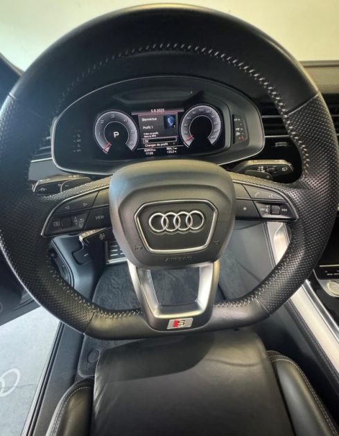 AUDI Q7 2019