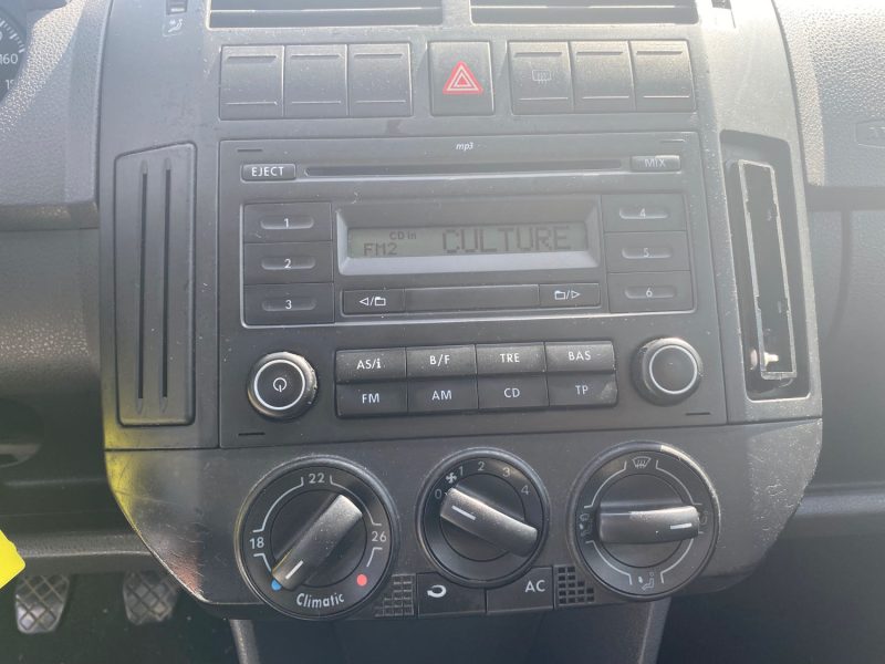 VOLKSWAGEN POLO 2008