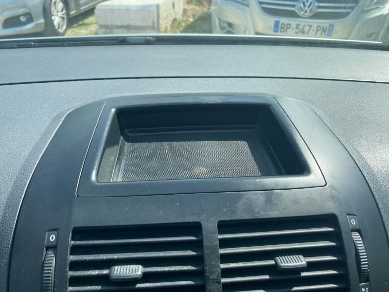 VOLKSWAGEN POLO 2008