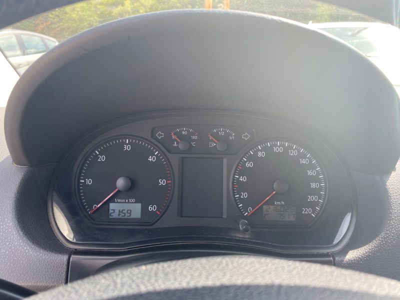 VOLKSWAGEN POLO 2008