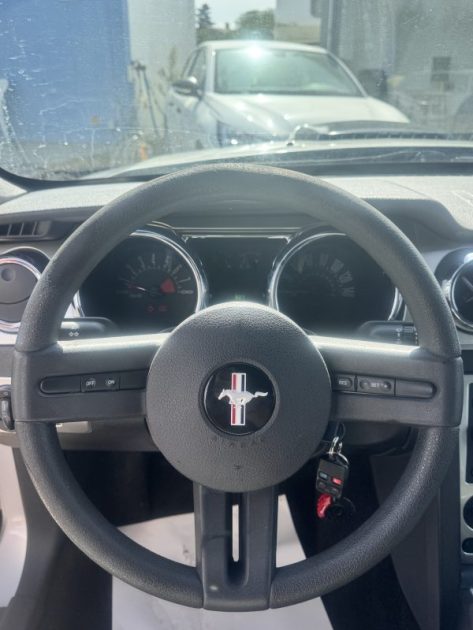 FORD FORD MUSTANG GT 305 CH 4.6L V8