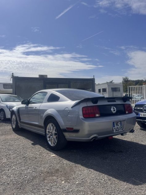 FORD FORD MUSTANG GT 305 CH 4.6L V8