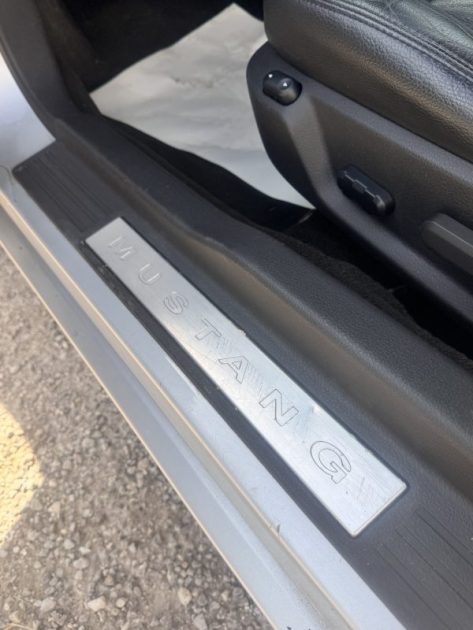 FORD FORD MUSTANG GT 305 CH 4.6L V8