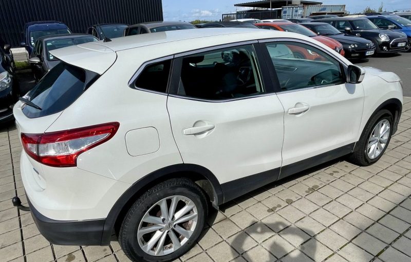 NISSAN QASHQAI.1.5 dCi 110ch CONNECT EDITION
