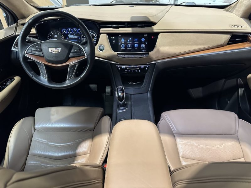 CADILLAC XT5 3.6i V6 314ch - Platinum - Suivi Complet