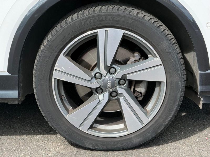 AUDI Q2 S-LINE / BOITE AUTOMATIQUE / DIESEL / TOIT OUVRANT / GARANTIE 12 MOIS