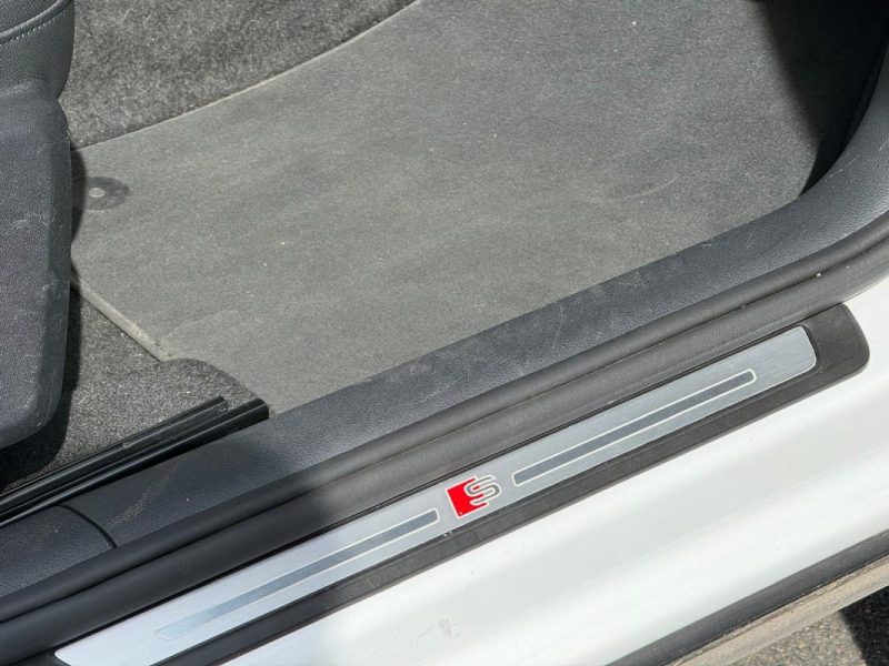 AUDI Q2 S-LINE / BOITE AUTOMATIQUE / DIESEL / TOIT OUVRANT / GARANTIE 12 MOIS