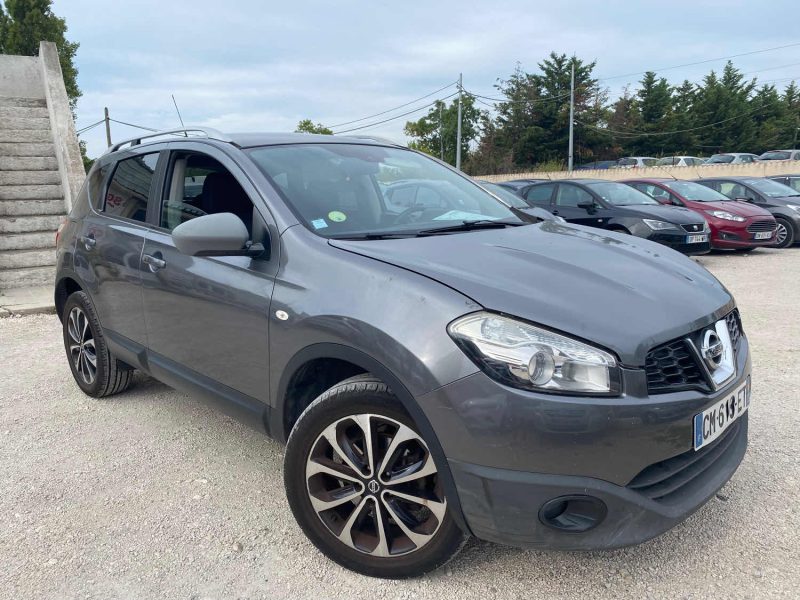 NISSAN QASHQAI 2012