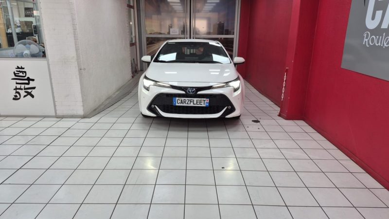 TOYOTA COROLLA BERLINE HYBRIDE 184cv DYNAMIC BUSINESS/1 ERE MAIN/TVA RECUPERABLE