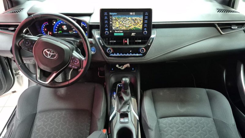 TOYOTA COROLLA BERLINE HYBRIDE 184cv DYNAMIC BUSINESS/1 ERE MAIN/TVA RECUPERABLE