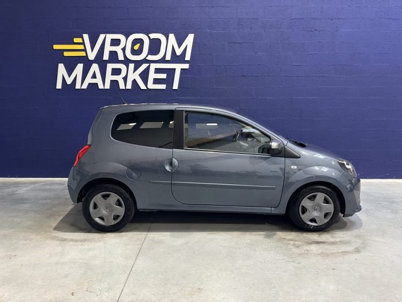 RENAULT TWINGO II 1.2 16v 75ch Night And Day - Distri OK