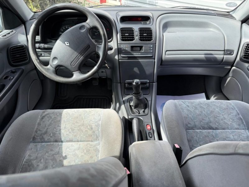 RENAULT LAGUNA 1997
