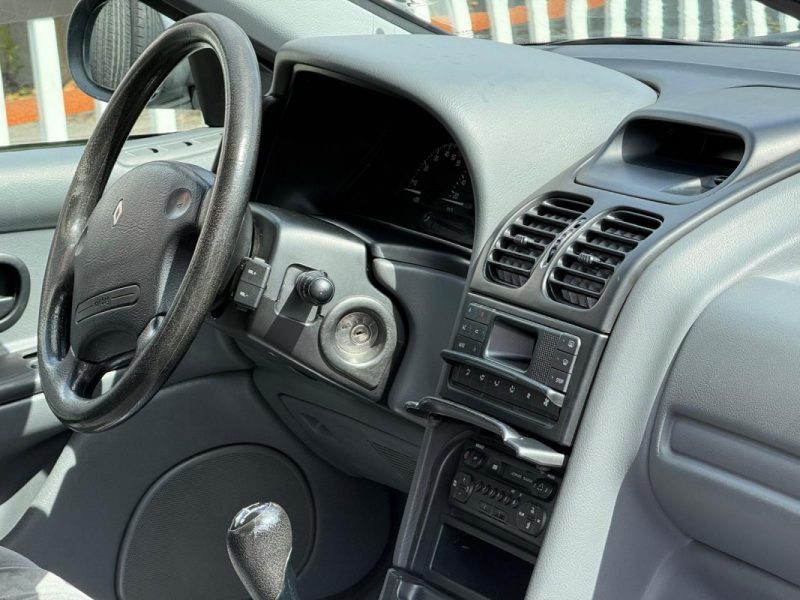 RENAULT LAGUNA 1997