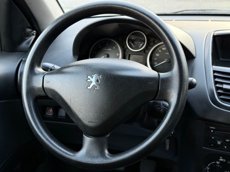 PEUGEOT 206+ 1.4 HDI 70CH BLUE LION ACCESS