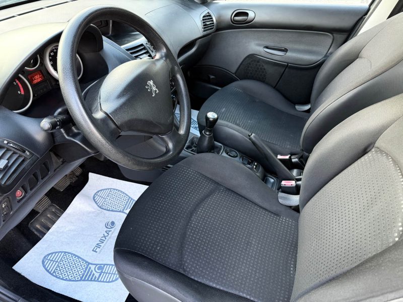 PEUGEOT 206+ 1.4 HDI 70CH BLUE LION ACCESS