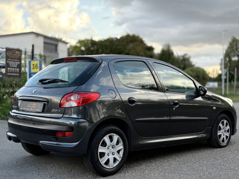 PEUGEOT 206+ 1.4 HDI 70CH BLUE LION ACCESS