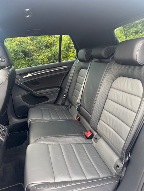 VOLKSWAGEN GOLF 2019