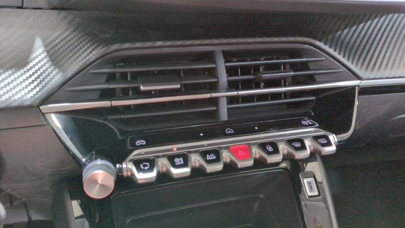 Peugeot 208 100 s&s bvm6 style