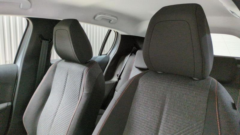 Peugeot 208 100 s&s bvm6 style