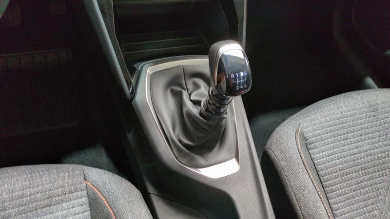 Peugeot 208 100 s&s bvm6 style