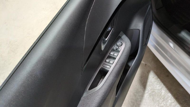 Peugeot 208 100 s&s bvm6 style