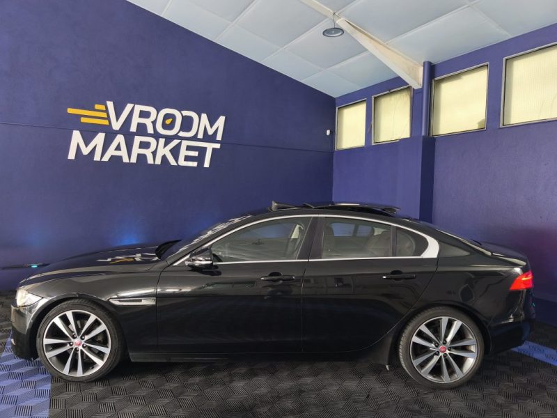 JAGUAR JAGUAR XE 2.0 180 Cv PORTFOLIO - CAMERA AVANT ET ARRIERE - GPS - CUIR - CARPLAY - AUDIO MERIDIAN  2015