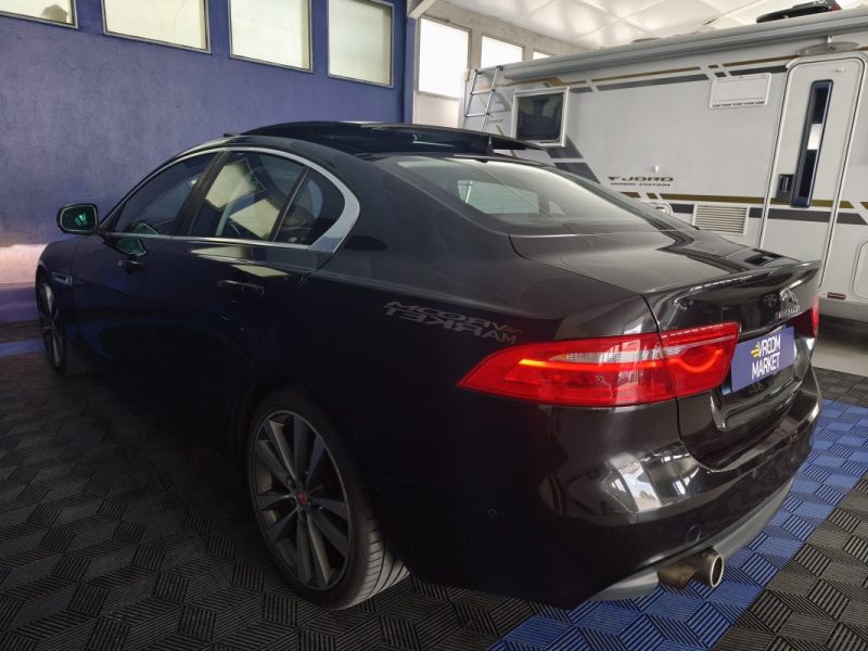 JAGUAR JAGUAR XE 2.0 180 Cv PORTFOLIO - CAMERA AVANT ET ARRIERE - GPS - CUIR - CARPLAY - AUDIO MERIDIAN  2015