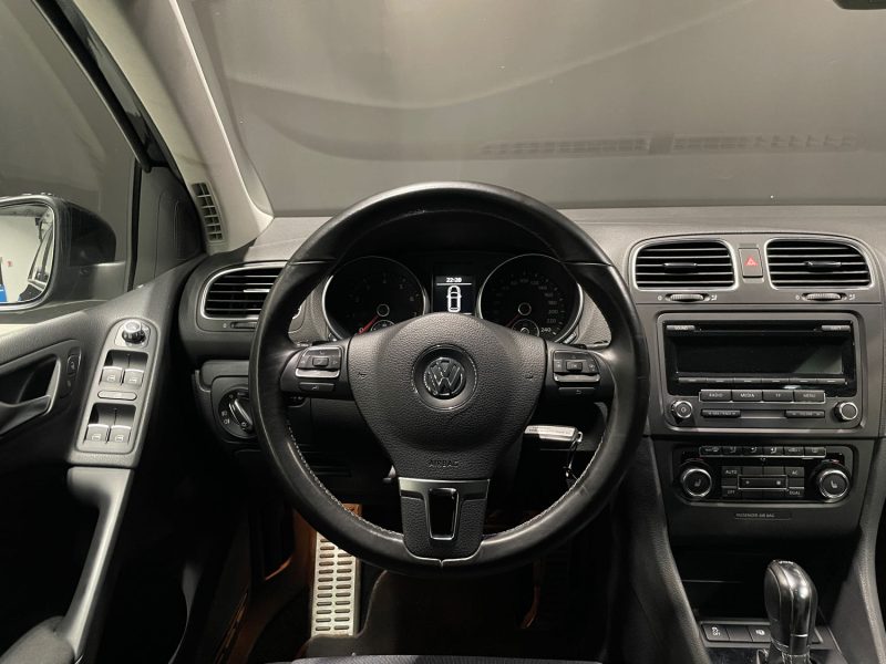 VOLKSWAGEN GOLF 2011