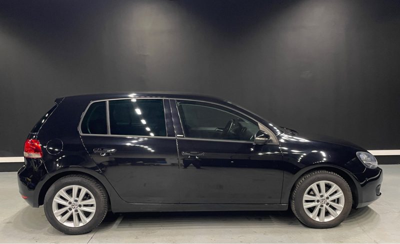 VOLKSWAGEN GOLF 2011