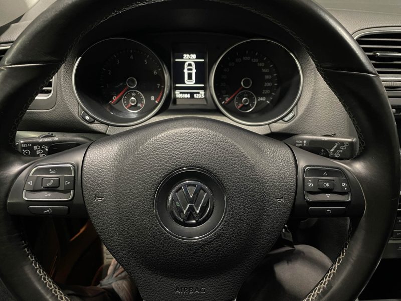 VOLKSWAGEN GOLF 2011
