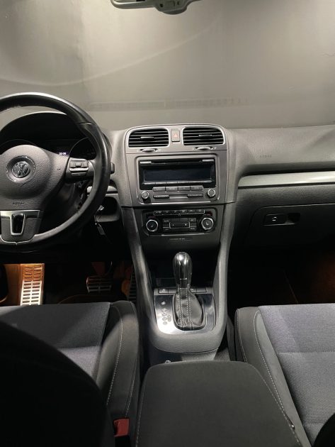 VOLKSWAGEN GOLF 2011