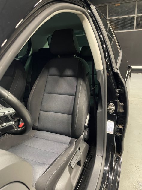 VOLKSWAGEN GOLF 2011