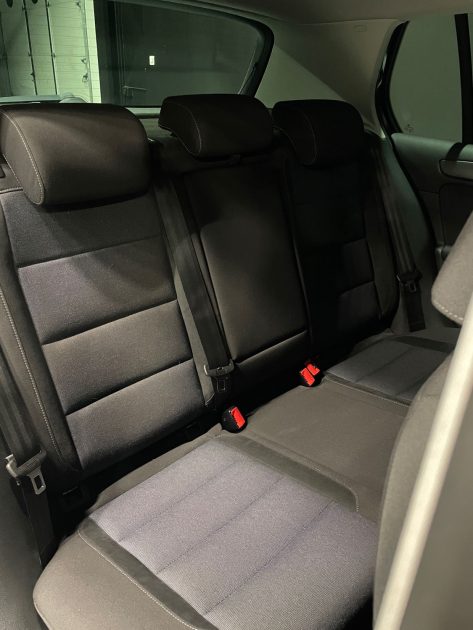 VOLKSWAGEN GOLF 2011