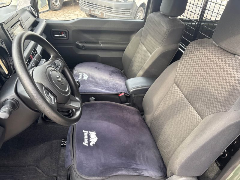 SUZUKI JIMNY 2023