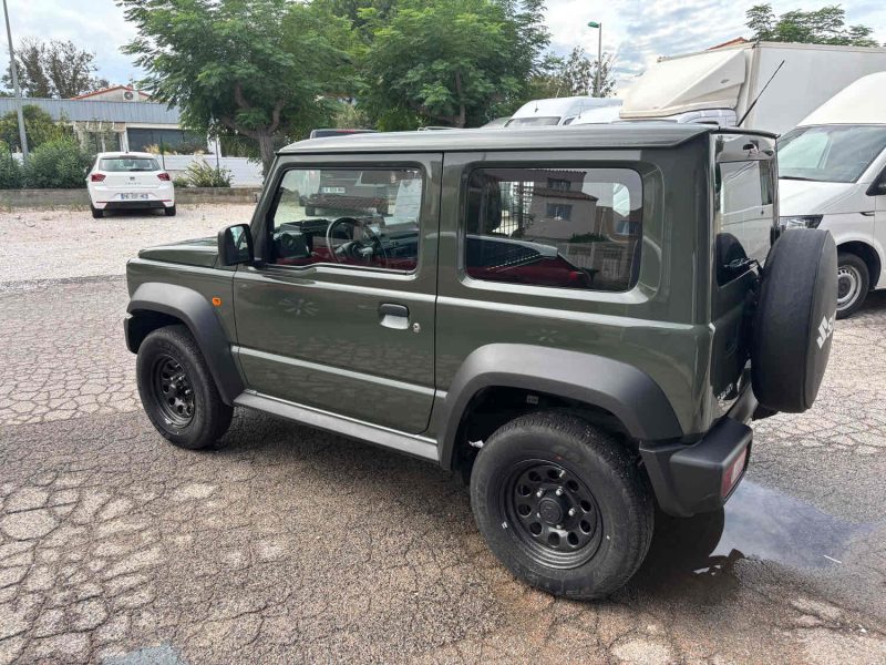 SUZUKI JIMNY 2023