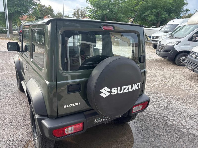 SUZUKI JIMNY 2023