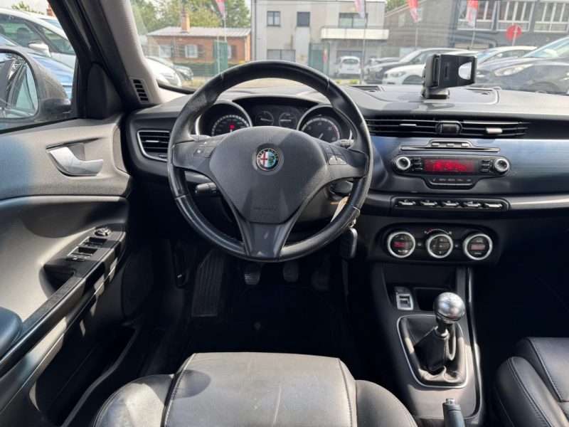 ALFA ROMEO  GIUILIETTA  1.6 JTDM 105 CV ET 6CV FISCAUX 