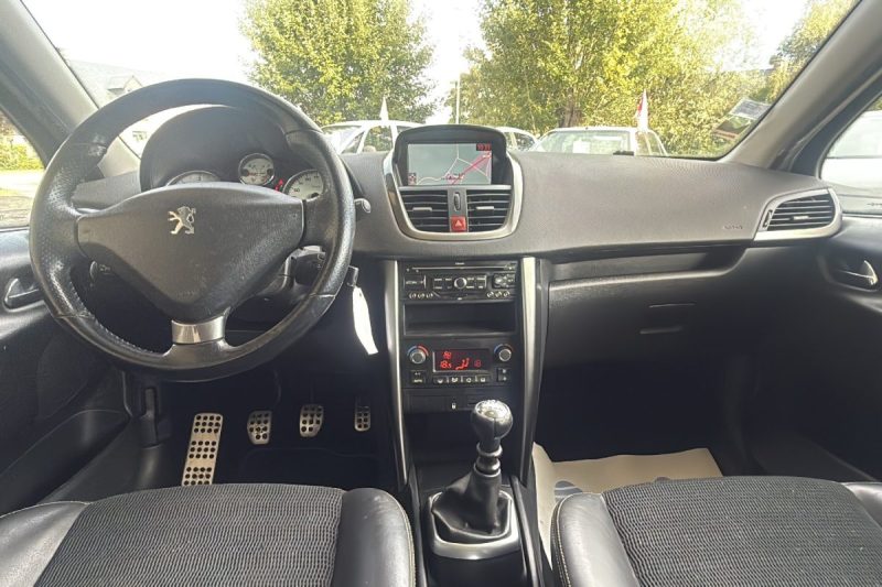 PEUGEOT 207 1.6 HDi 112 FAP Outdoor BVM6