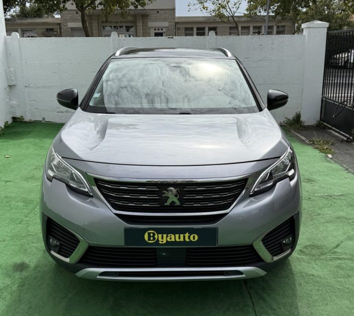 PEUGEOT 5008 2019