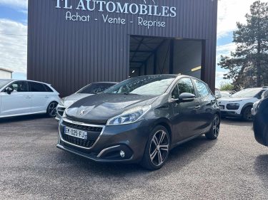 PEUGEOT 208 2015