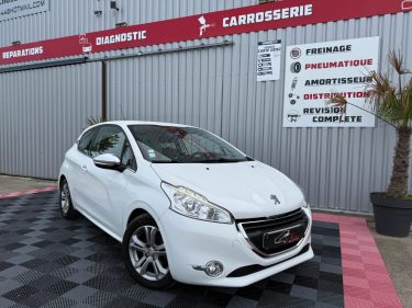 PEUGEOT 208 1.6 e-HDi allure 3p GARANTIE 12 MOIS