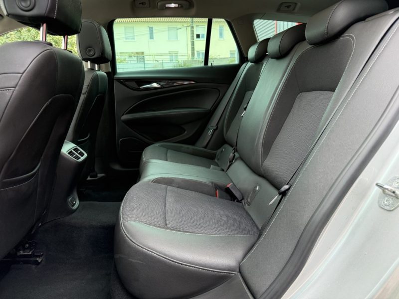 OPEL INSIGNIA SPORTS TOURER 2019 Innovation Business BVA