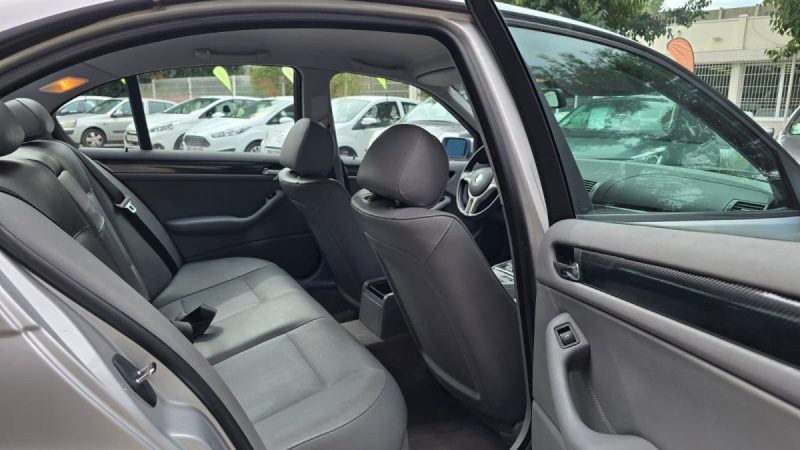 BMW Série 3 (E46) phase 2 LCI 320d berline, *Clim*, *GPS*, 